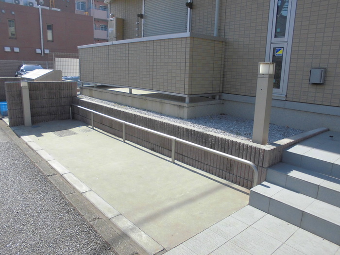 敷地内・建物