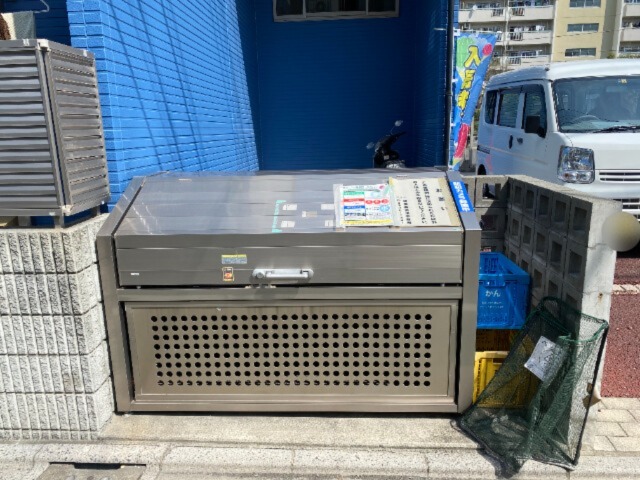 敷地内・建物