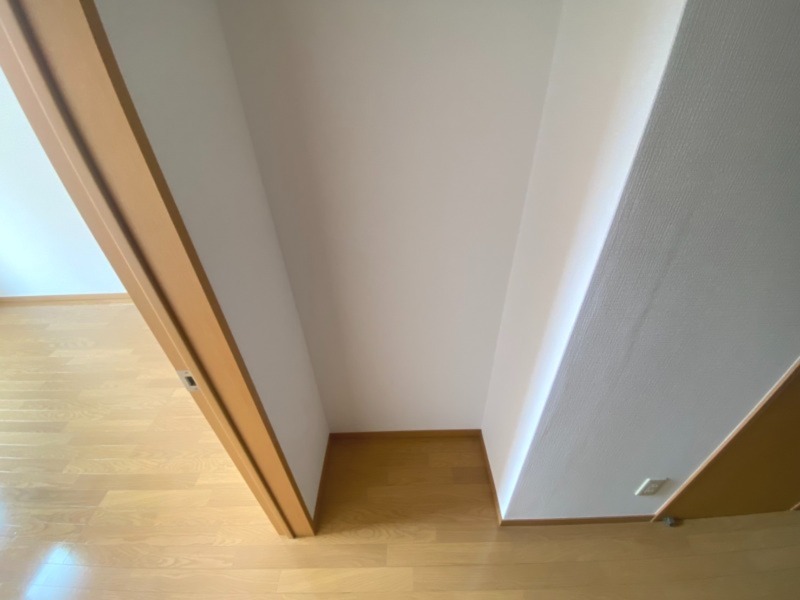 冷蔵庫置き場