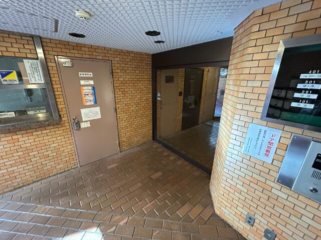 敷地内・建物