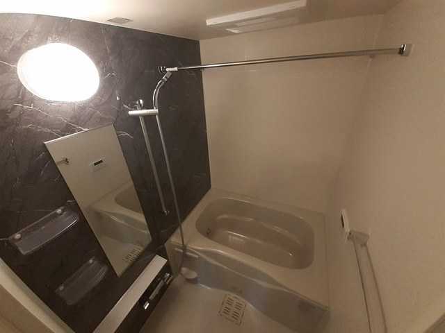 バス