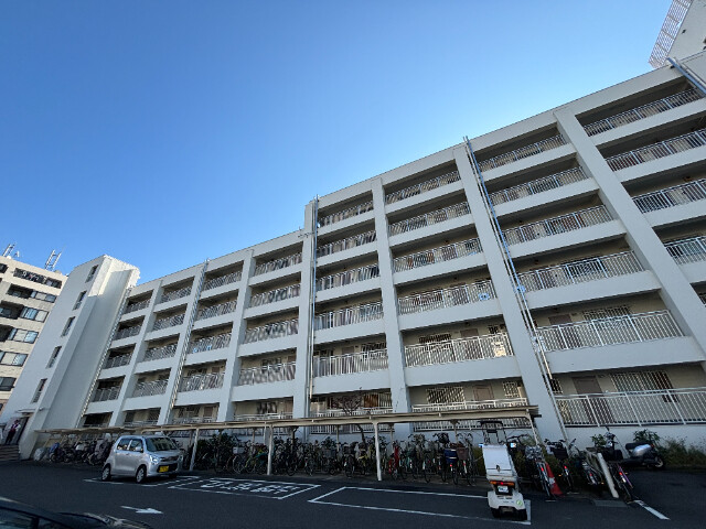 敷地内・建物